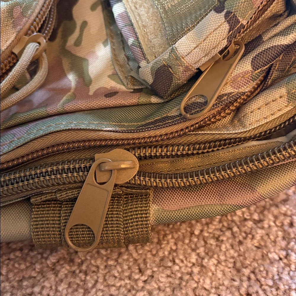 Camo water resistant Backpack
Military Uniform Supply Brand - Picture 9 of 9